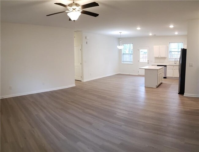 Photo - 1151 Pontiac Cir