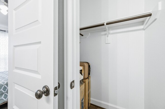 Photo - 2106 Stargrass Dr