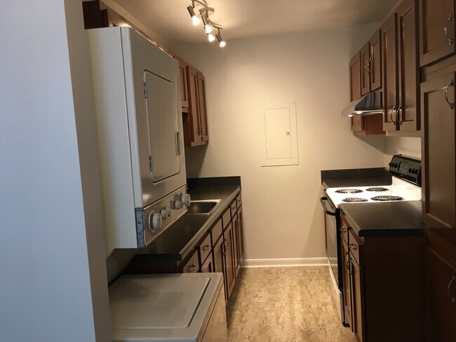 Lavadora/secadora en la unidad - 2223 Laurel Ave Unidad 6