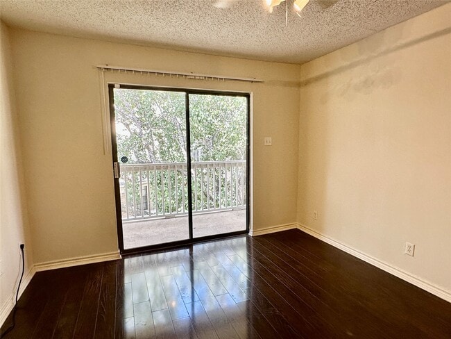 Photo - 2750 Holly Hall St Unidad 1215