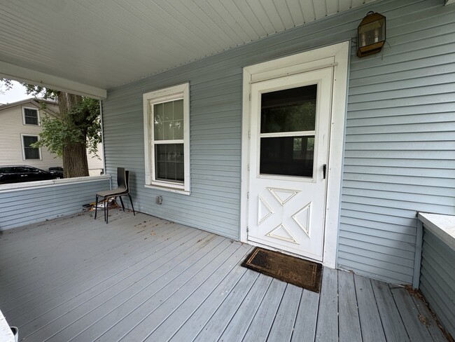 Photo - 440 Ingalton Ave