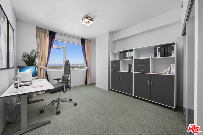 Photo - 3785 Wilshire Blvd Unit 1709