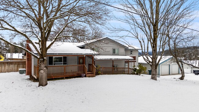 Building Photo - Stunning 5-Bedroom Home on Nearly 1 Acre – Fully Fenced w/ Treehouse | Indian Meadows | Coeur d’A...