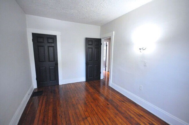 Photo - 204 Summit St Unit 9