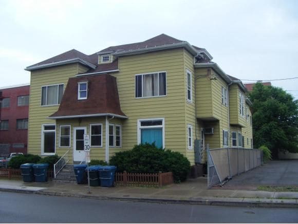 Building Photo - 36 Fayette St Unit 4 Rental