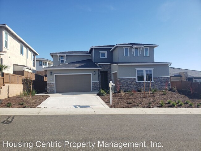 Photo - 4 br, 3.5 bath House - 8067 Grant Dr