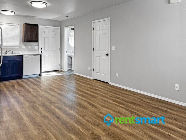 Building Photo - 2103 S 13th St W Rental