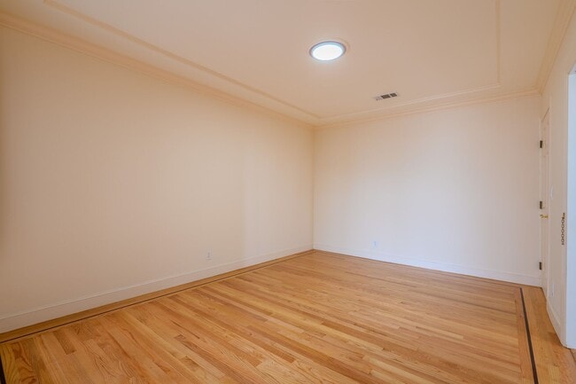 Photo - Spacious 2 Bedroom Home Near Stonestown