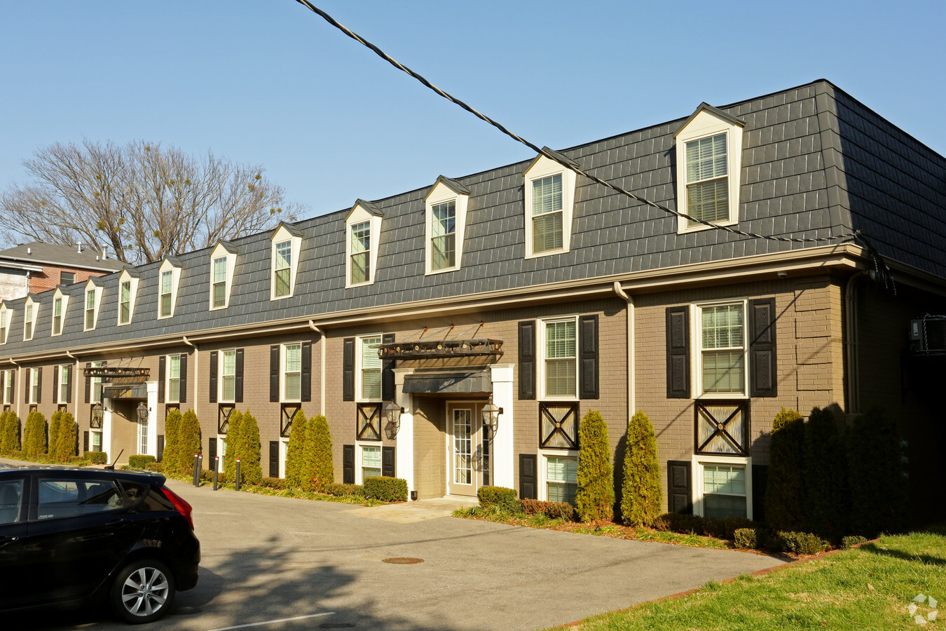 Park Court Apartments - Park Court Apartments