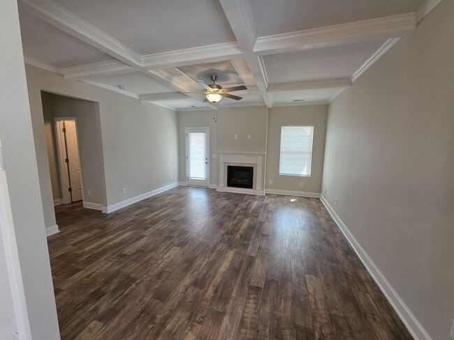 Photo - Gorgeous 4 bedroom rental!