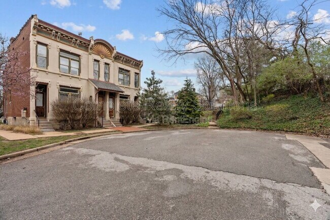 Photo - 2221-2223  Rutger Street Unit 2223 A