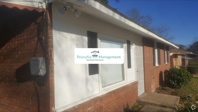 Building Photo - 1501 Shepherd Dr Rental