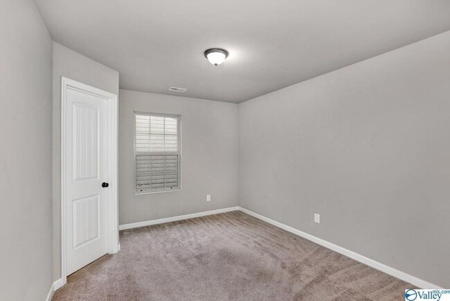 Photo - 140 Harold Murphy Dr