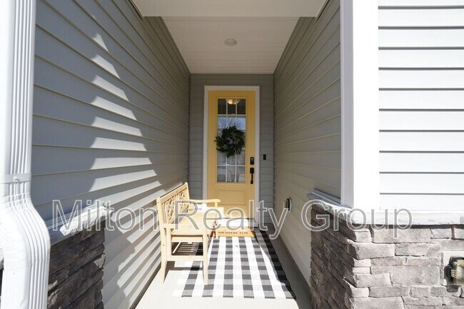 Photo - 108 Providence Crk Dr