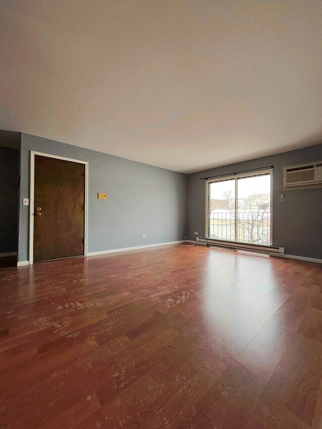 Photo - 175 N Waters Edge Dr