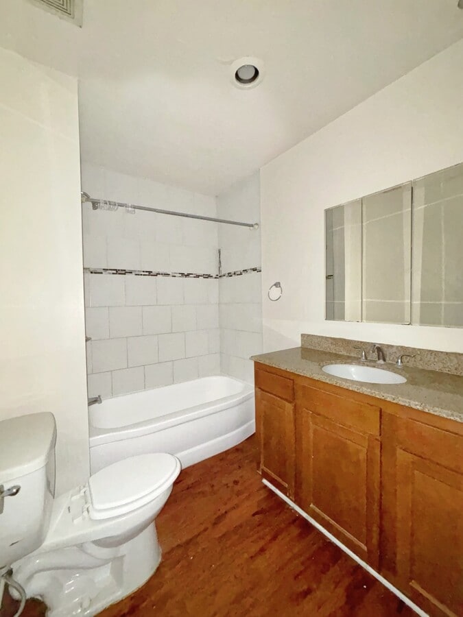 Photo - 1130 W 9th St Unidad B