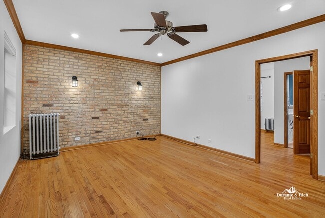 Photo - Fantastic Rogers Park 1 Bedroom Has it All