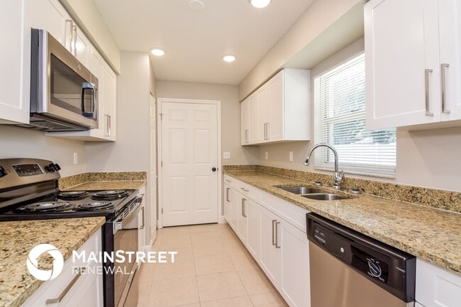 Photo - 6522 Dartmouth Rd