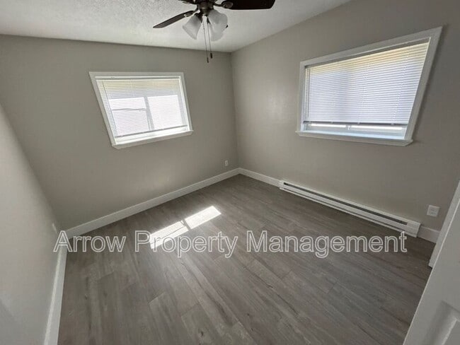 Photo - 216 Park Ave