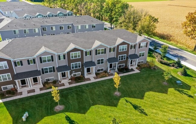 Building Photo - 2484 Alison Ave