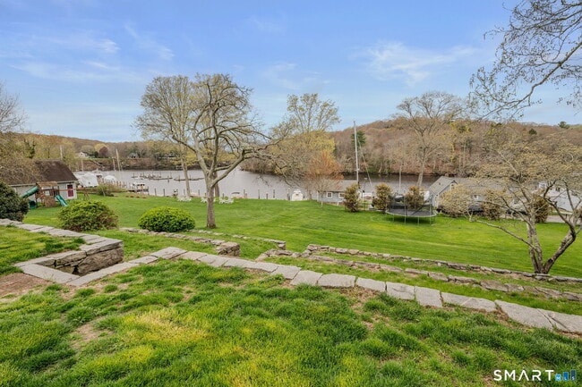 Photo - 260 Hamburg Rd