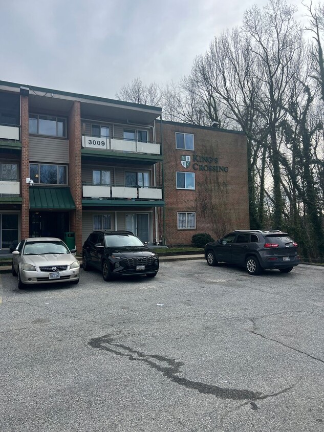 Cozy 3 Bedroom 1 Bathroom Condo- Convenien... - Cozy 3 Bedroom 1 Bathroom Condo- Convenien...