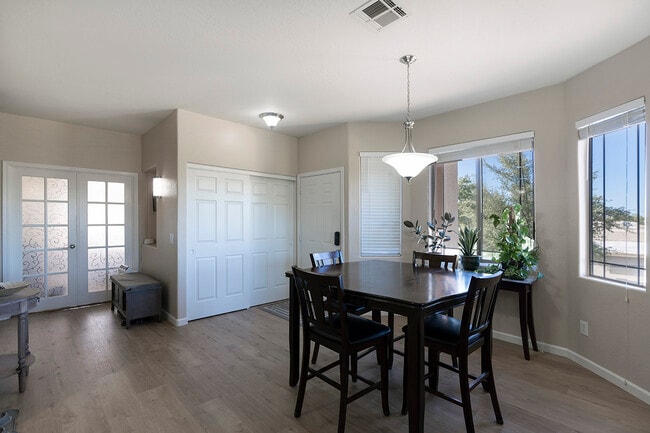 Photo - 5450 E McLellan Rd Unidad 216