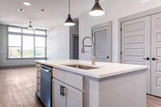 Photo - Meridian Cary