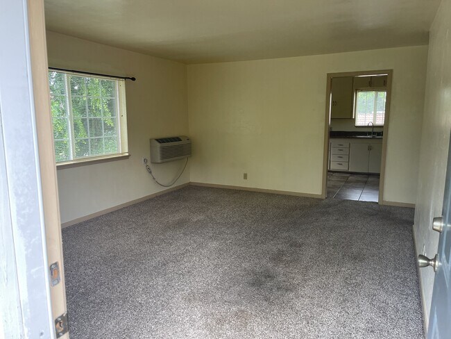 Photo - 504 W Marlette St Unit B    Upstairs