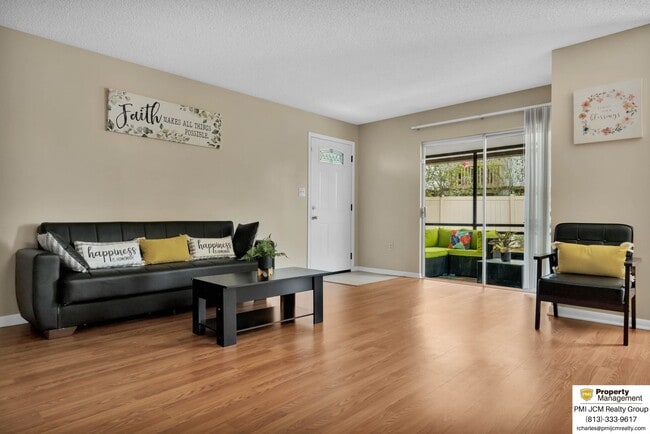 Building Photo - 1105 Spring Meadow Dr