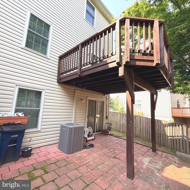 Photo - 43100 Sherbrooke Terrace