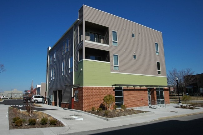 Park Edge Apartments - Park Edge Apartments