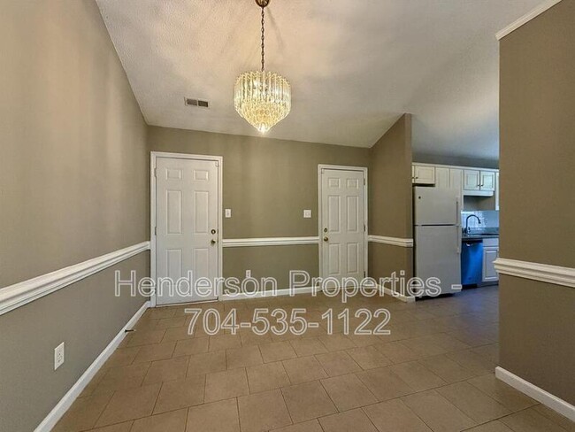 Photo - 8410 Cullingford Ln