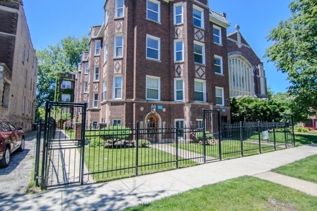 Photo - 7610 S Saginaw Ave Apartment Unit 1B