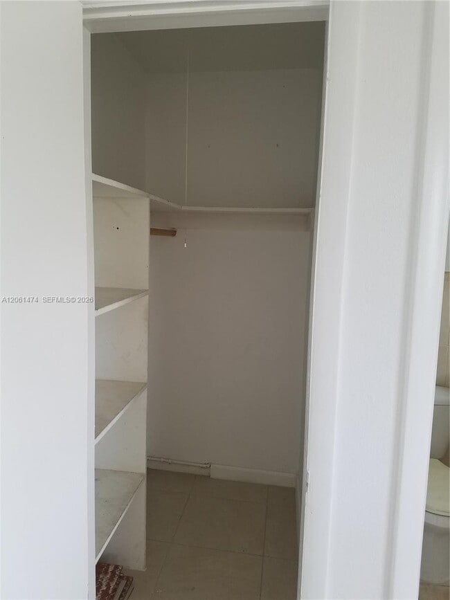 Photo - 4450 SW 67th Ave Unit Y