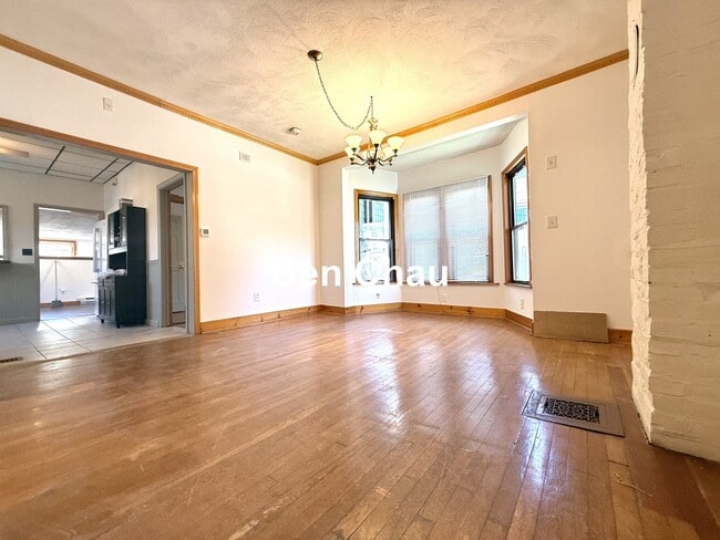 Photo - 148 Morrison Ave