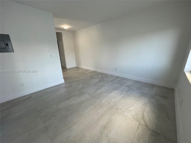 Photo - 2846 SW 37th Ave Unidad 2846