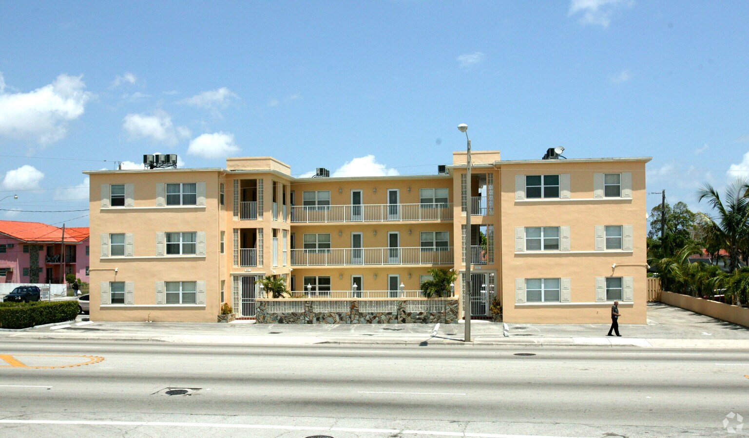 Photo - 321 SW 37th Ave