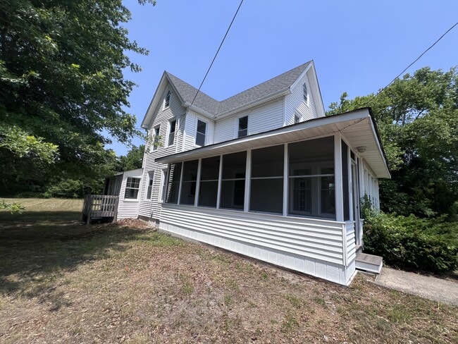 Photo - 163 S New York Rd