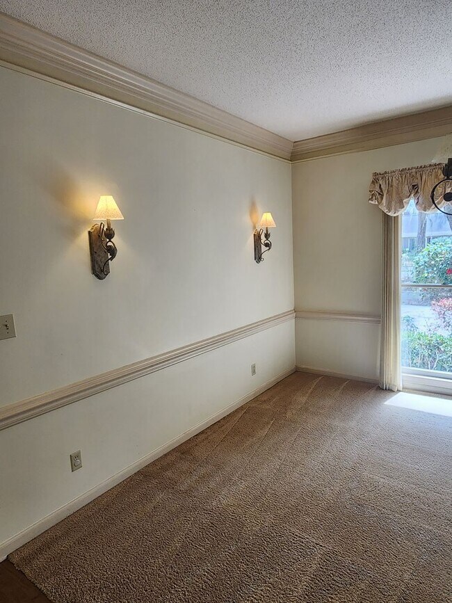 Photo - **AVAILABLE IN JUNE ** Landings Executive 3 Bedroom home