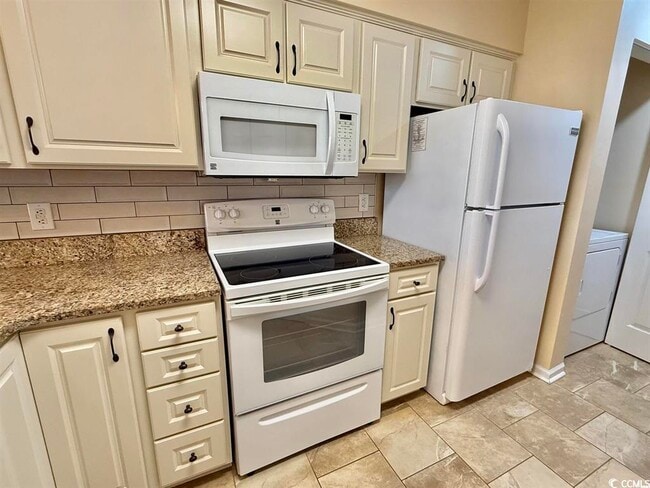 Photo - 635 Waterway Village Blvd