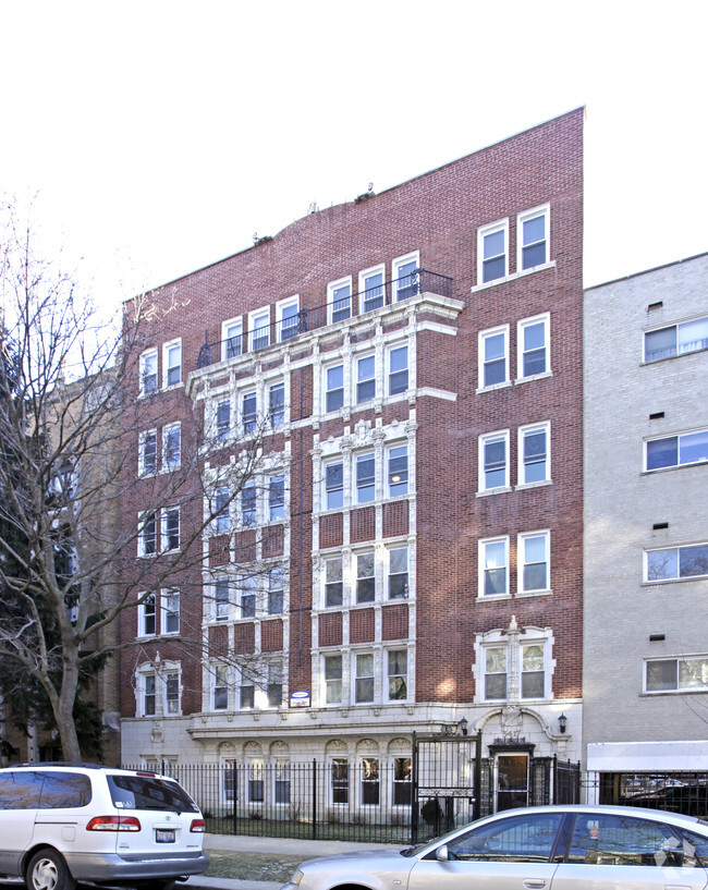 Building Photo - Kenmore East Apartments