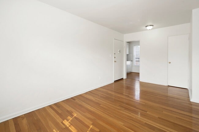 Photo - Styertowne Apartments