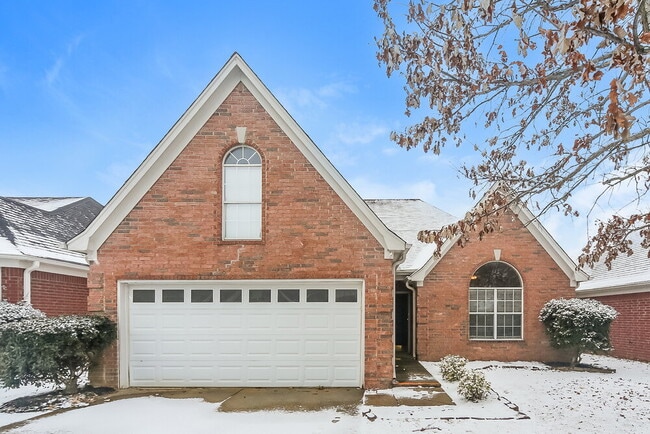 Building Photo - 8243 Cross Point Dr