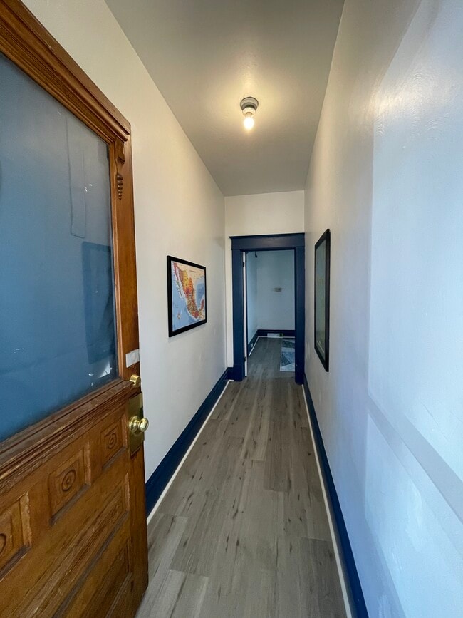 Photo - 1437 Quarry Ave NW Unit Spacious 2-bed 1 bath