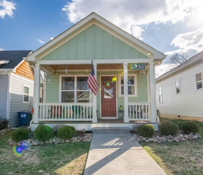 Photo - 1732 Kirby Ave