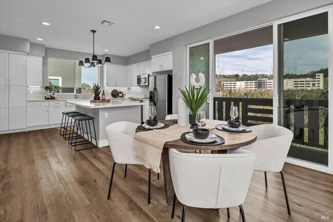 Photo - 297 Gambrel Cir