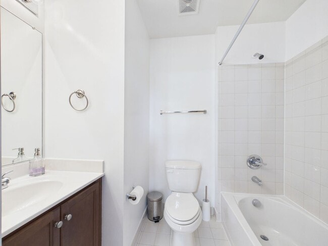 15653 John Diskin Cir