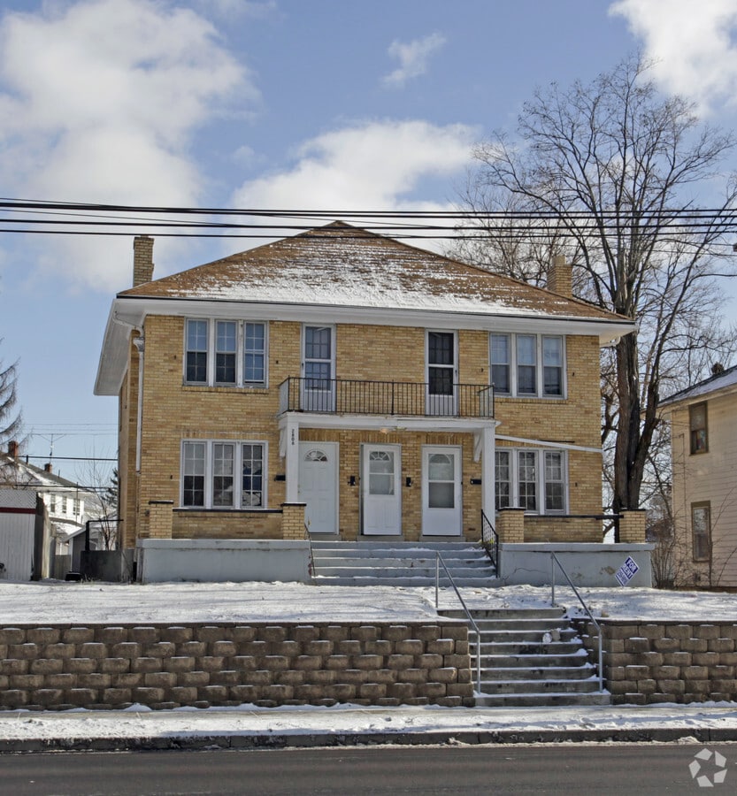 Photo - 2806 N Main St