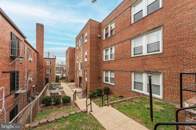 Photo - 33 Kennedy St NW Apartment Unit B-3